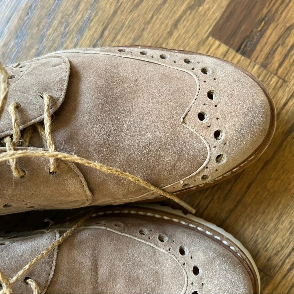 Charles David Woman’s Light Brown Tan Oxfords Wingtip Sz 8 Eclectic Grandpa